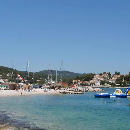 Lumbarda Resort Apartments Appartamento