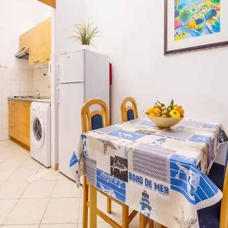 아파트 Lumbarda Resort Apartments